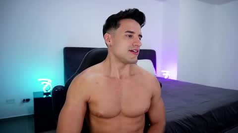 Snapshot of krops_ chatting on March 2025 08:04:02 AM KROPS online show from March 2025 08:04:02 AM