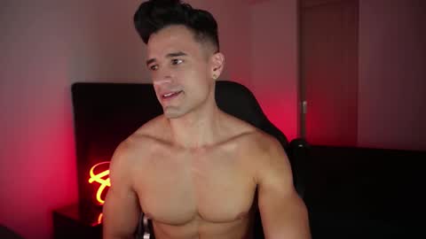 Snapshot of krops_ chatting on November 2025 06:56:02 AM KROPS online show from November 2025 06:56:02 AM