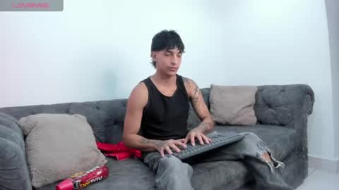 Kroy Wave  Muscle Tattoos Latino online show from July 2026 03:13:01 AM