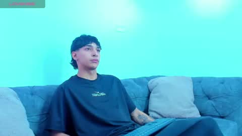 Kroy Wave  Muscle Tattoos Latino online show from July 2026 03:14:01 AM