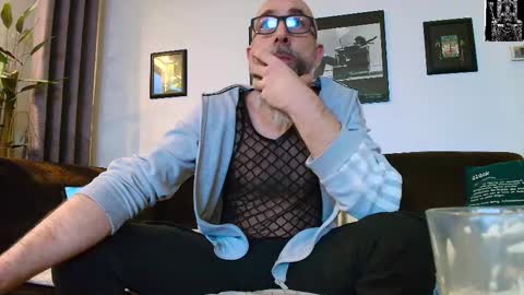 Snapshot of krummersaebel chatting on February 2025 05:13:02 PM krummersaebel online show from February 2025 05:13:02 PM