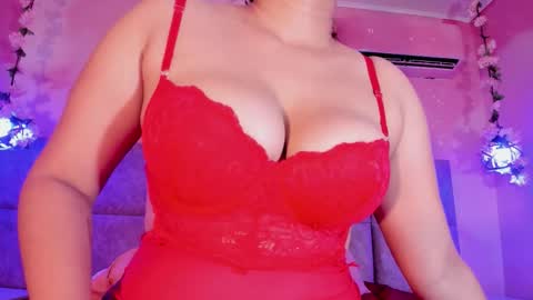 krystalswift_ online show from March 2026 03:12:01 AM