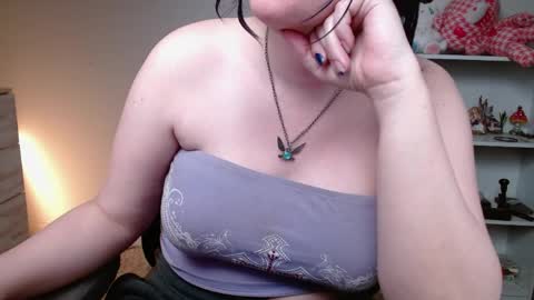 Krystal Syx online show from April 2026 04:12:01 PM
