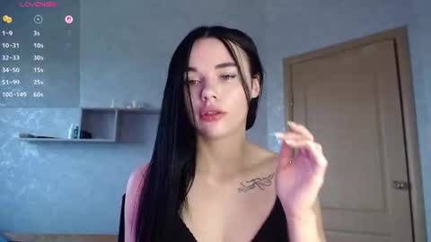 Snapshot of kseni_a chatting on July 2026 07:17:01 AM Ksenia online show from July 2026 07:17:01 AM