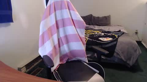 Kuggy online show from October 2025 06:14:02 PM