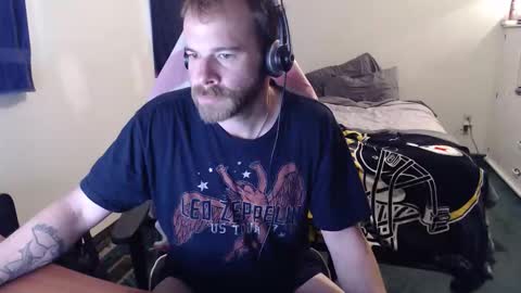 Kuggy online show from November 2025 01:58:01 PM