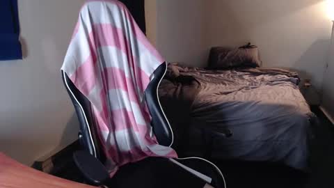 Kuggy online show from April 2026 12:04:01 PM