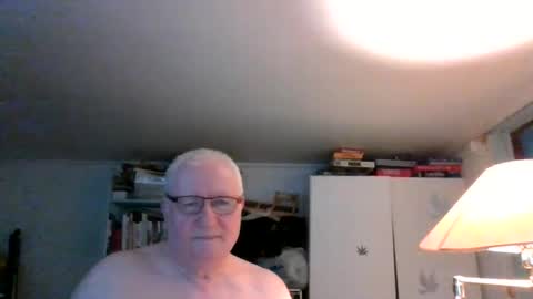 Kukken18 online show from May 2026 03:51:02 PM
