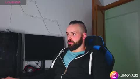 kumonass online show from November 2025 09:36:01 PM