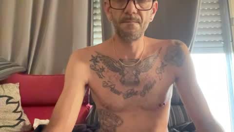 kuniking35 online show from June 2026 11:14:02 AM