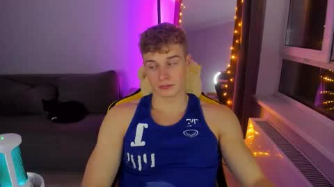 Snapshot of kurt_hanssen chatting on October 2025 08:16:02 PM kurt_hanssen online show from October 2025 08:16:02 PM