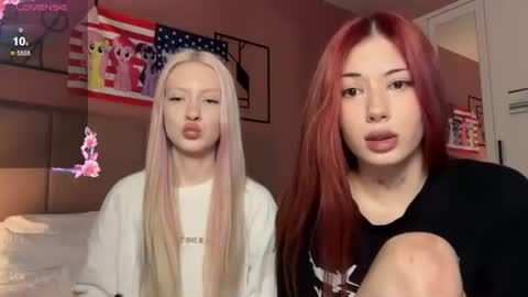 Bella and Alexandra online show from July 2026 02:19:01 PM