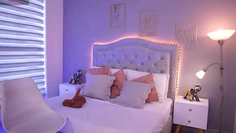 I am Kyla online show from November 2025 02:52:02 PM