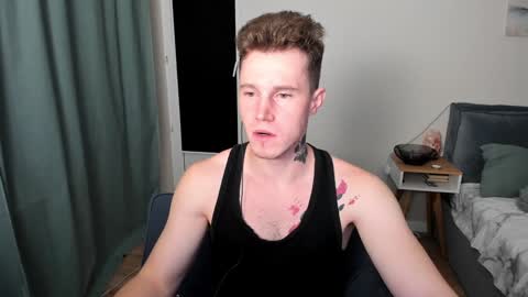 Snapshot of kyle_4u chatting on December 2024 07:33:01 PM Kyle online show from December 2024 07:33:01 PM