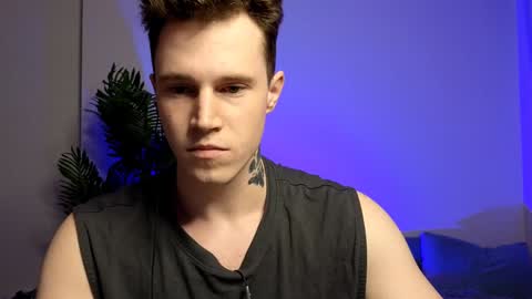 Snapshot of kyle_4u chatting on December 2024 06:52:02 PM Kyle online show from December 2024 06:52:02 PM