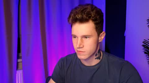 Snapshot of kyle_4u chatting on December 2024 04:10:01 PM Kyle online show from December 2024 04:10:01 PM