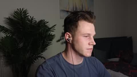 Snapshot of kyle_4u chatting on February 2025 03:39:02 PM Kyle online show from February 2025 03:39:02 PM