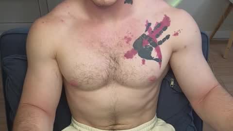 Snapshot of kyle_4u chatting on October 2025 06:33:01 AM Kyle online show from October 2025 06:33:01 AM