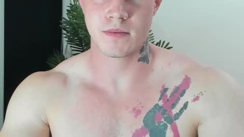 Snapshot of kyle_4u chatting on November 2025 05:23:01 PM Kyle online show from November 2025 05:23:01 PM