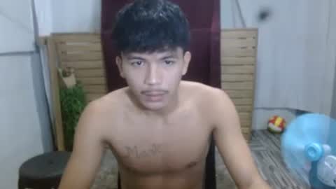 kyle_lourence online show from April 2026 02:25:01 PM
