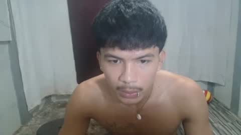 kyle_lourence online show from May 2026 06:02:02 PM