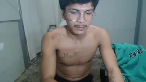 kyle_lourence online show from May 2026 12:38:02 AM