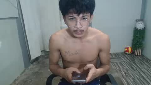 kyle_lourence online show from May 2026 05:51:01 PM