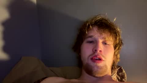 Snapshot of kylelovepussy69 chatting on March 2025 01:37:02 AM kylelovepussy69 online show from March 2025 01:37:02 AM