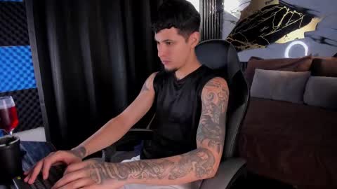 kylesmithx_ online show from February 2026 04:08:01 AM