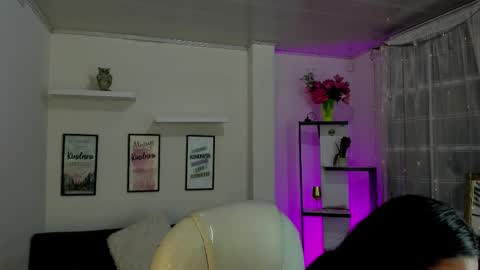 kylie online show from December 2025 01:16:02 PM