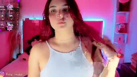 k ylie online show from March 2026 09:59:01 PM