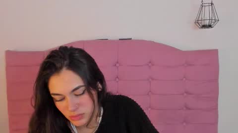 kylie_ls online show from October 2025 02:52:01 AM