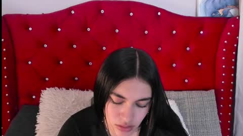 kylie_ls online show from April 2026 09:42:01 PM