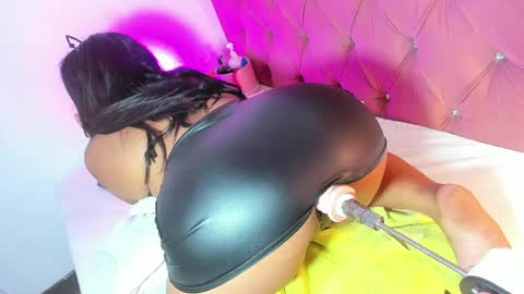 kylie Sttel online show from March 2026 11:05:01 PM