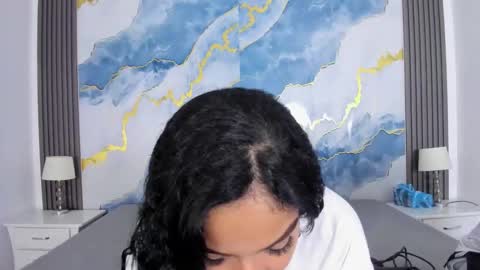 Kaylie And Jhony online show from November 2025 07:48:02 PM