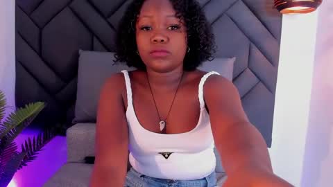 Snapshot of kyliee_vega chatting on June 2026 12:31:02 PM kyliee_vega online show from June 2026 12:31:02 PM