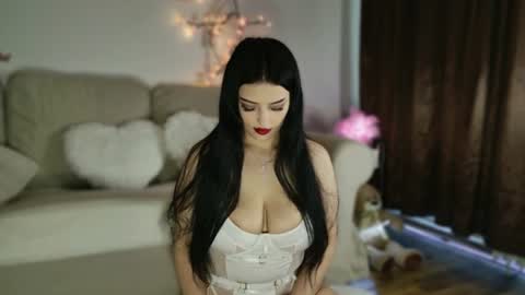 kylieelise online show from June 2026 04:50:02 AM