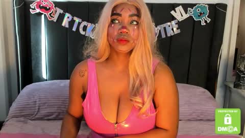 kylie white boobs online show from October 2025 08:57:01 PM