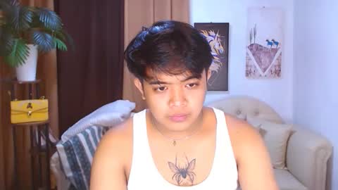 kyll_collins online show from November 2025 05:46:02 PM