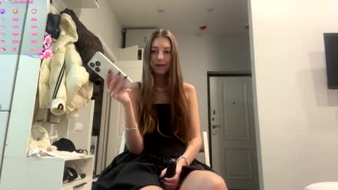 Snapshot of kymberlyrosenlof chatting on May 2026 01:34:02 AM Selena online show from May 2026 01:34:02 AM