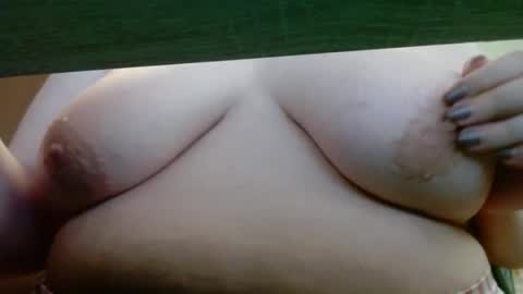 kyrradavis online show from October 2025 11:02:01 AM