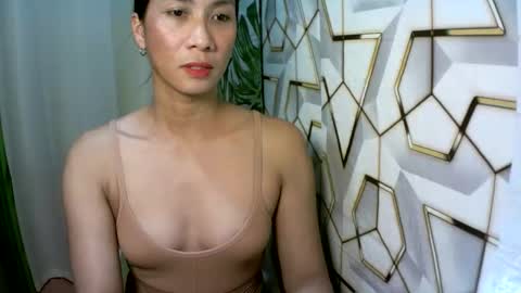 kyutshyne online show from April 2026 08:28:02 PM