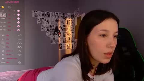 Snapshot of l1bert1n chatting on August 2026 11:58:02 PM Victoria online show from August 2026 11:58:02 PM