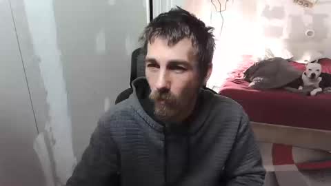 l1v1nth3dr3am online show from October 2025 02:32:01 AM