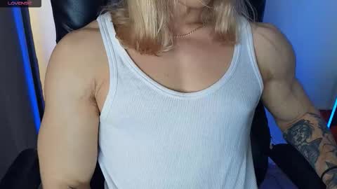 Snapshot of l_adonis_l chatting on February 2026 08:46:01 AM Adonis online show from February 2026 08:46:01 AM