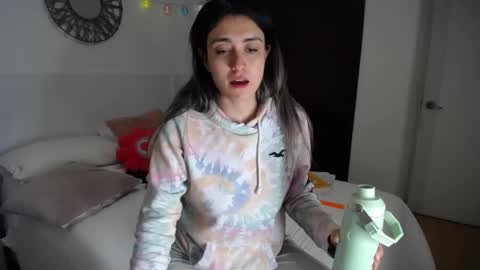 Catalina online show from April 2026 03:00:02 AM