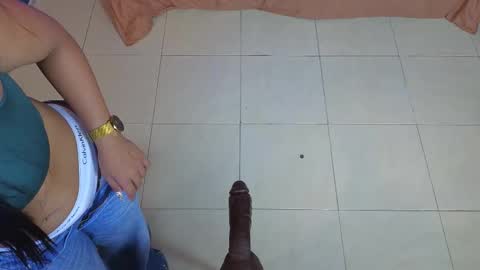 Cris  online show from February 2026 12:34:02 PM