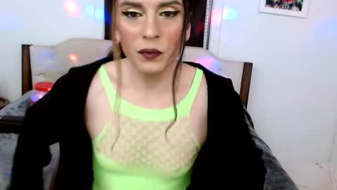 Lacey Phoenix online show from December 2025 01:55:01 AM