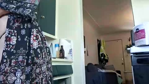 Snapshot of lacybell chatting on May 2026 04:01:01 PM lacybell online show from May 2026 04:01:01 PM