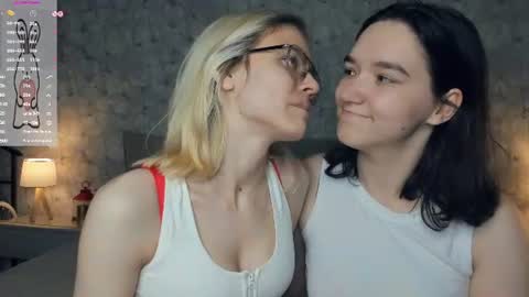 Snapshot of lacyedison chatting on July 2026 07:27:02 PM Violet and Isabel online show from July 2026 07:27:02 PM